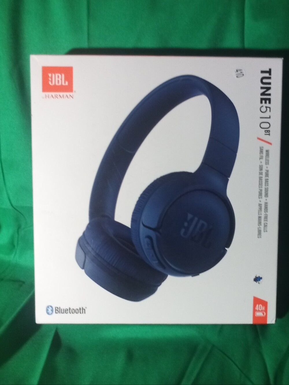 JBL Over-Ear Wireless Headphones in Navy Blue